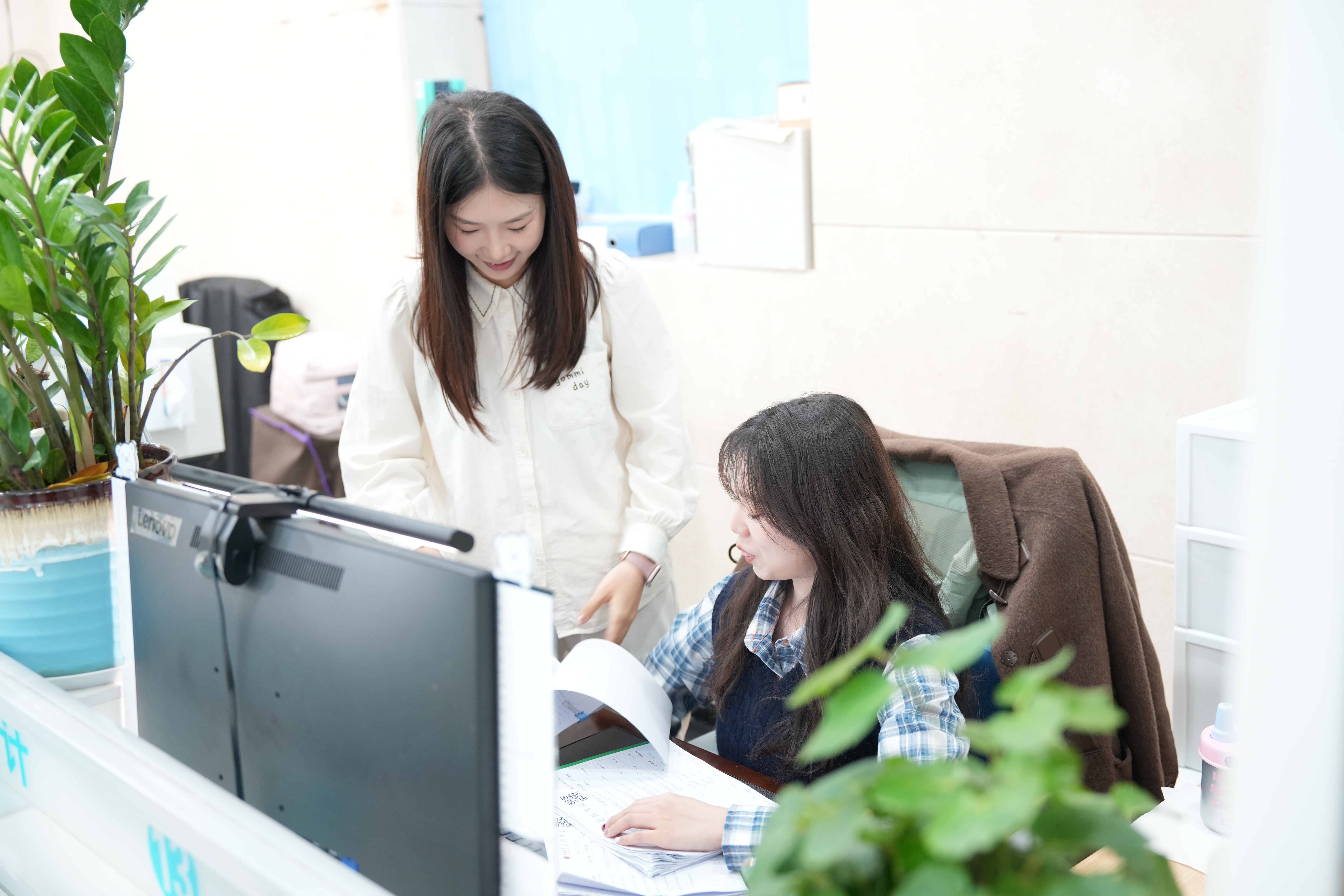 道"保险锁"新时代的财务工作,不仅要求效率"快"起来,管理更要"严"起来